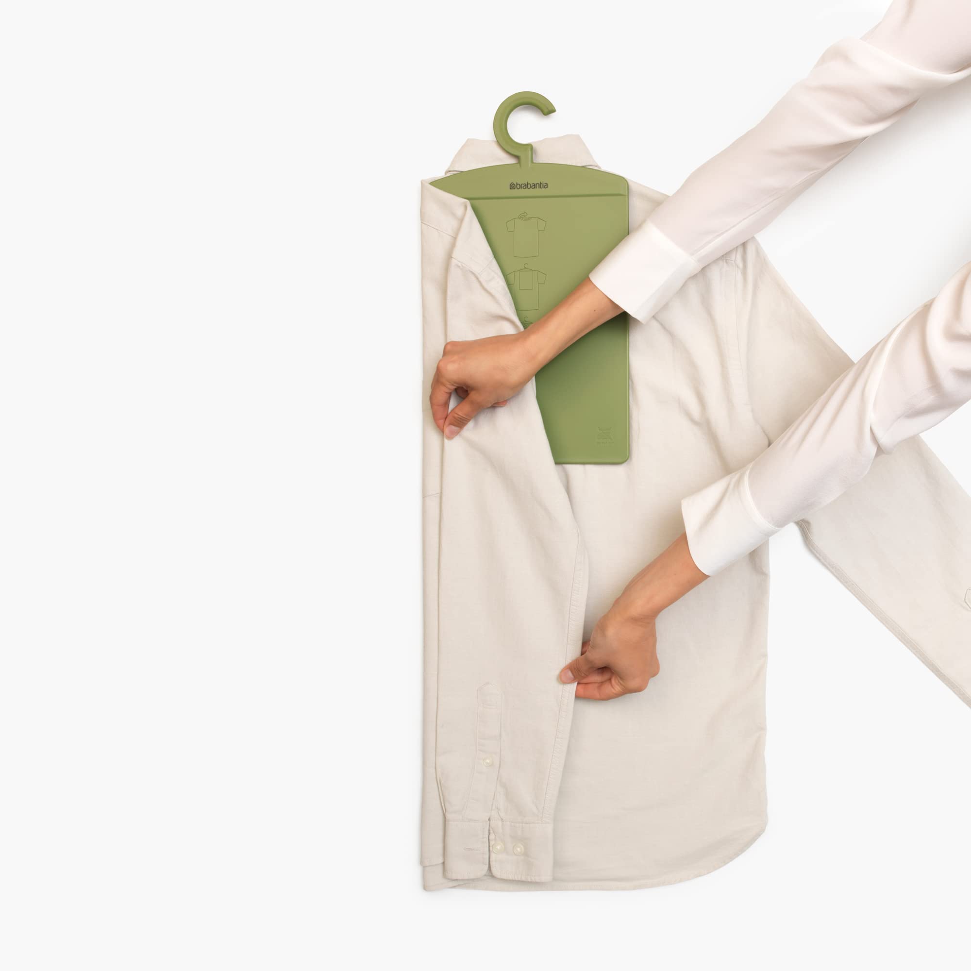 brabantia-shirt-folder-board-with-hanging-hook-instruction-images-calm-green-fol image 3