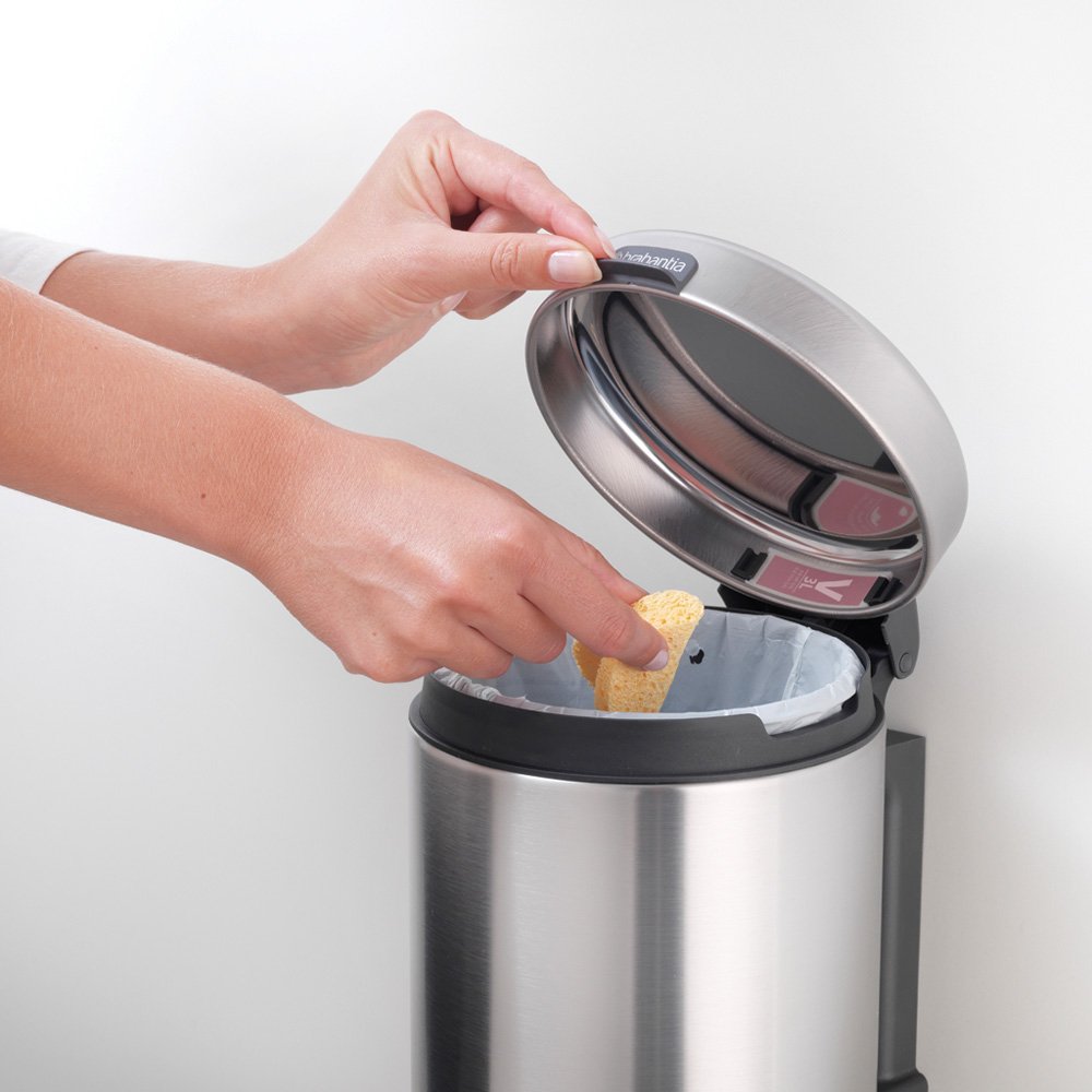 brabantia-newicon-wall-mounted-bin-3-litre-metal-matt-black image 8