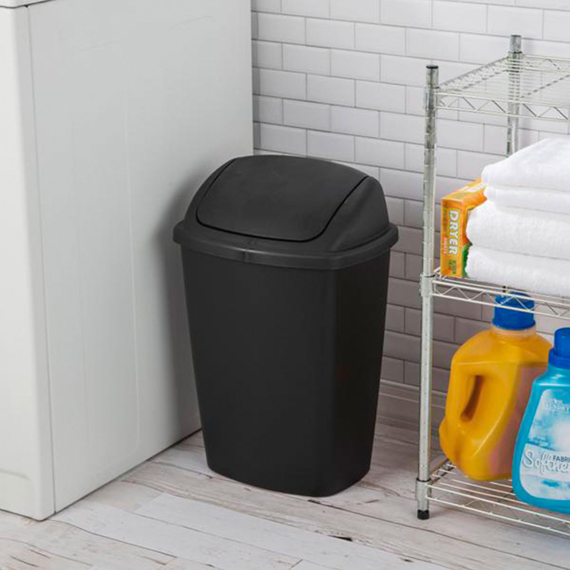 sterilite-7-5-gallon-swingtop-wastebasket-6-pack-with-swinging-lid-black-kitchen image 4