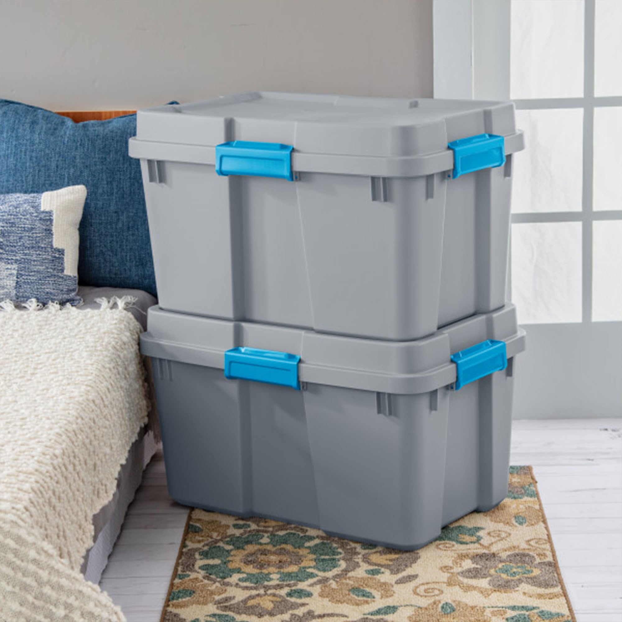 sterilite-30-gal-gasket-tote-with-gasketed-lid-heavy-duty-stackable-storage-bin- image 6