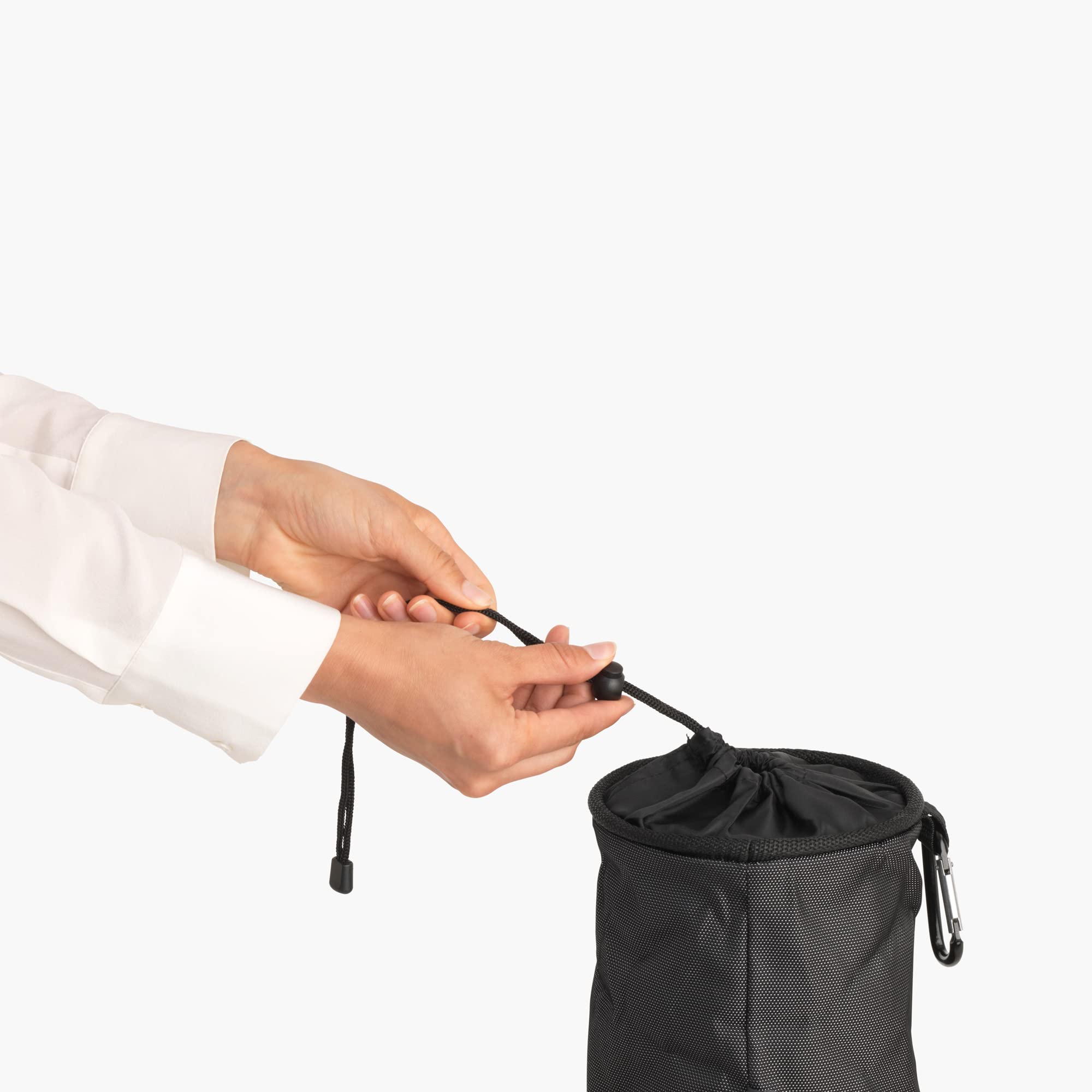 brabantia-clothespin-storage-bag-with-hanging-carabiner-closing-cord-random-colo image 5
