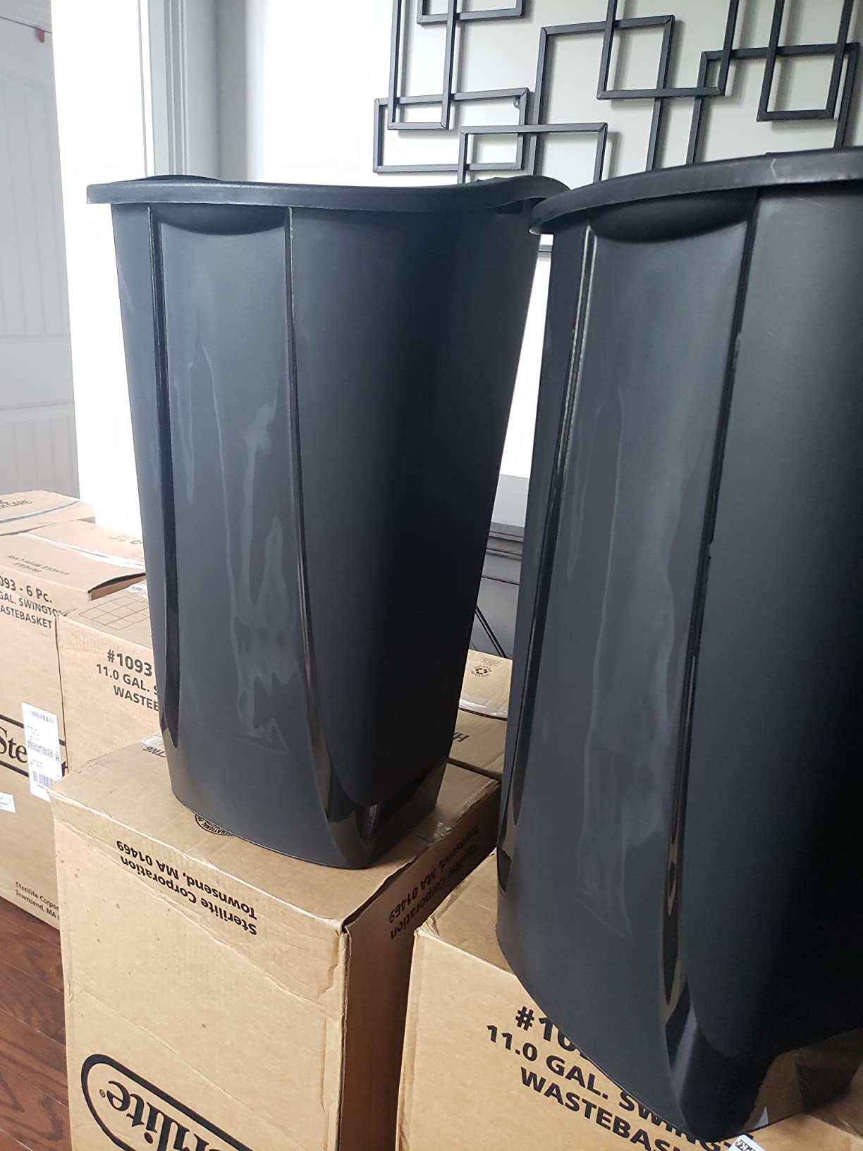 Excellent wastebaskets