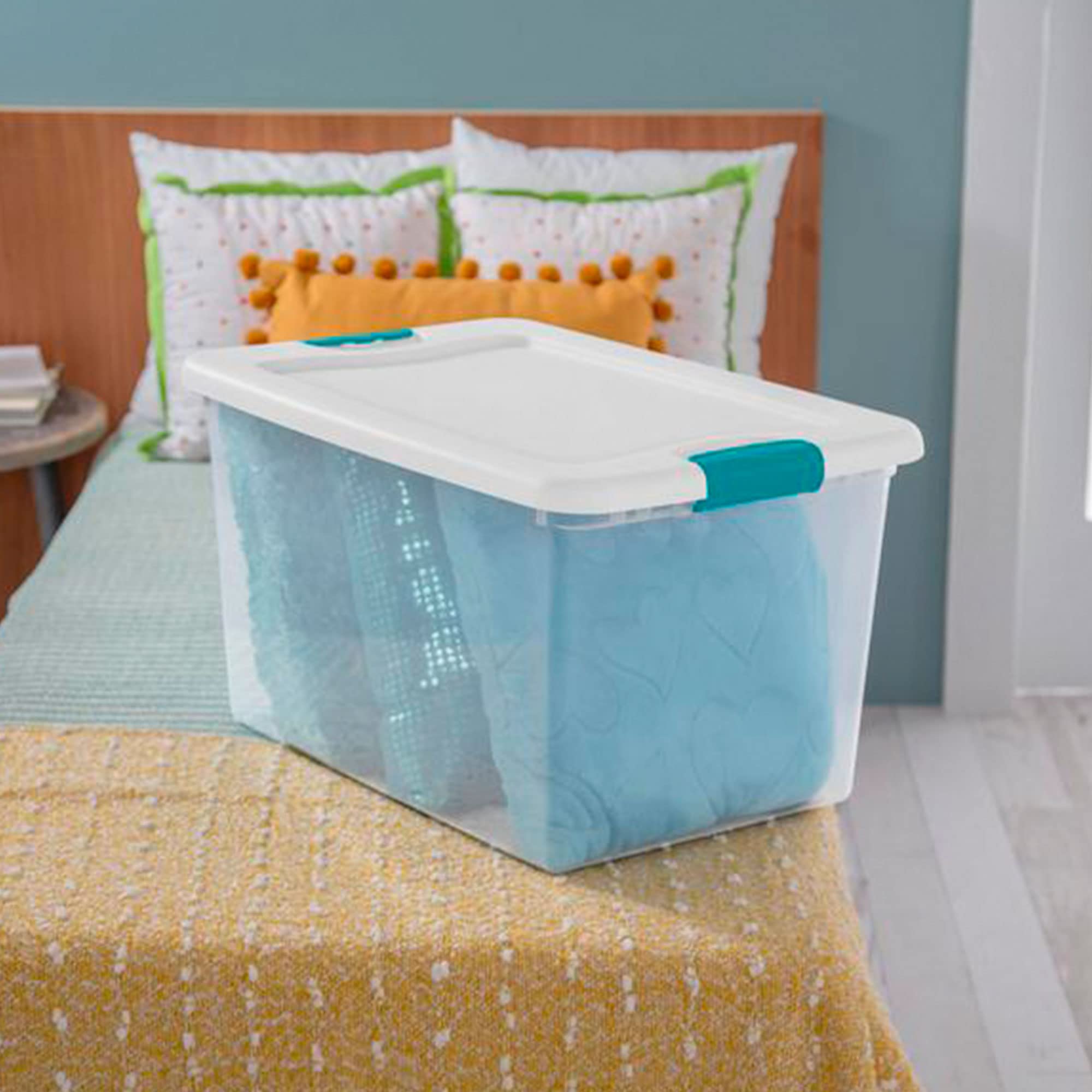 sterilite-clear-6-quart-easy-latching-storage-box-with-white-lid-12-pack-and-cle image 8