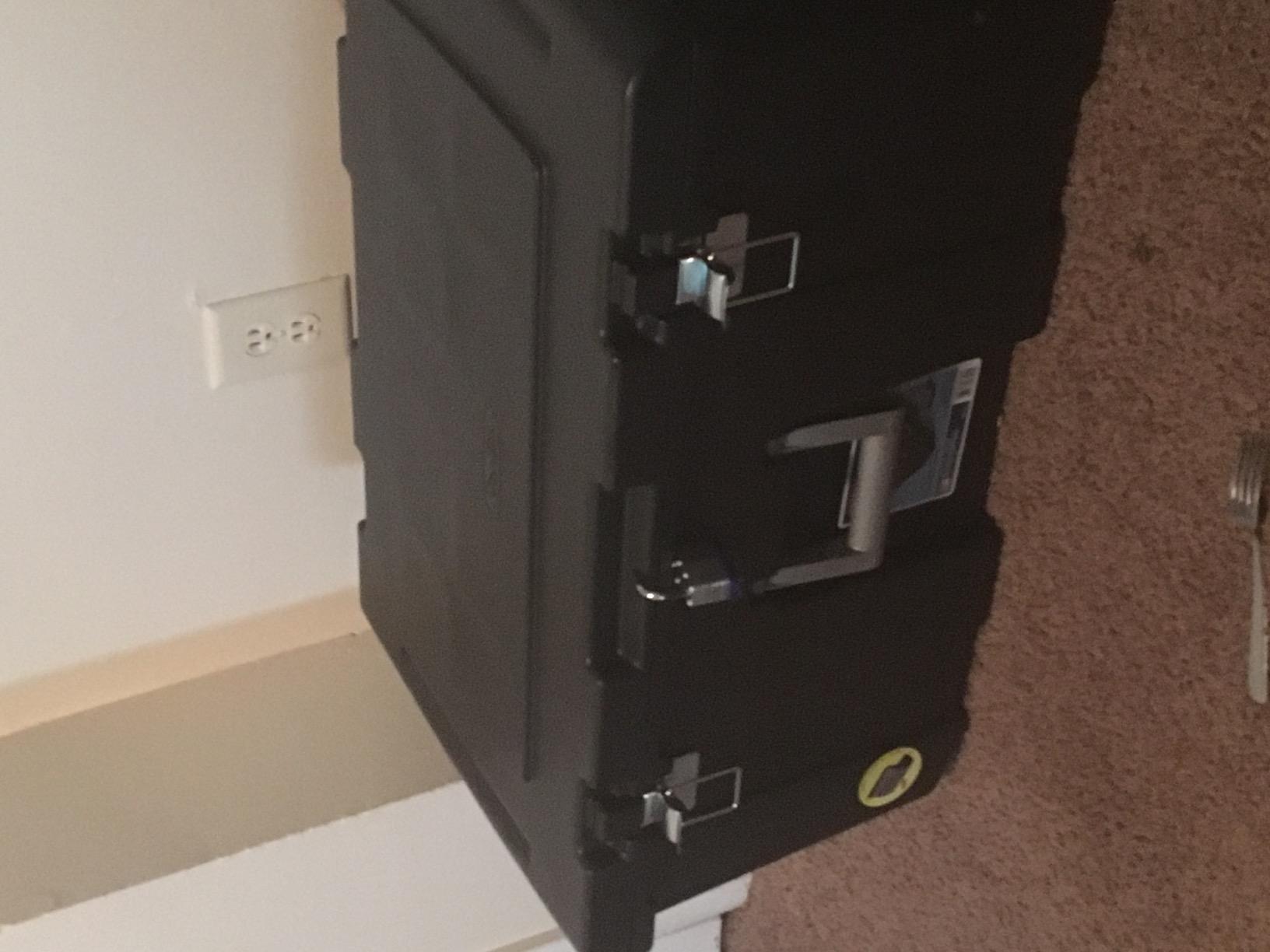 Great storage, but a bit flimsy