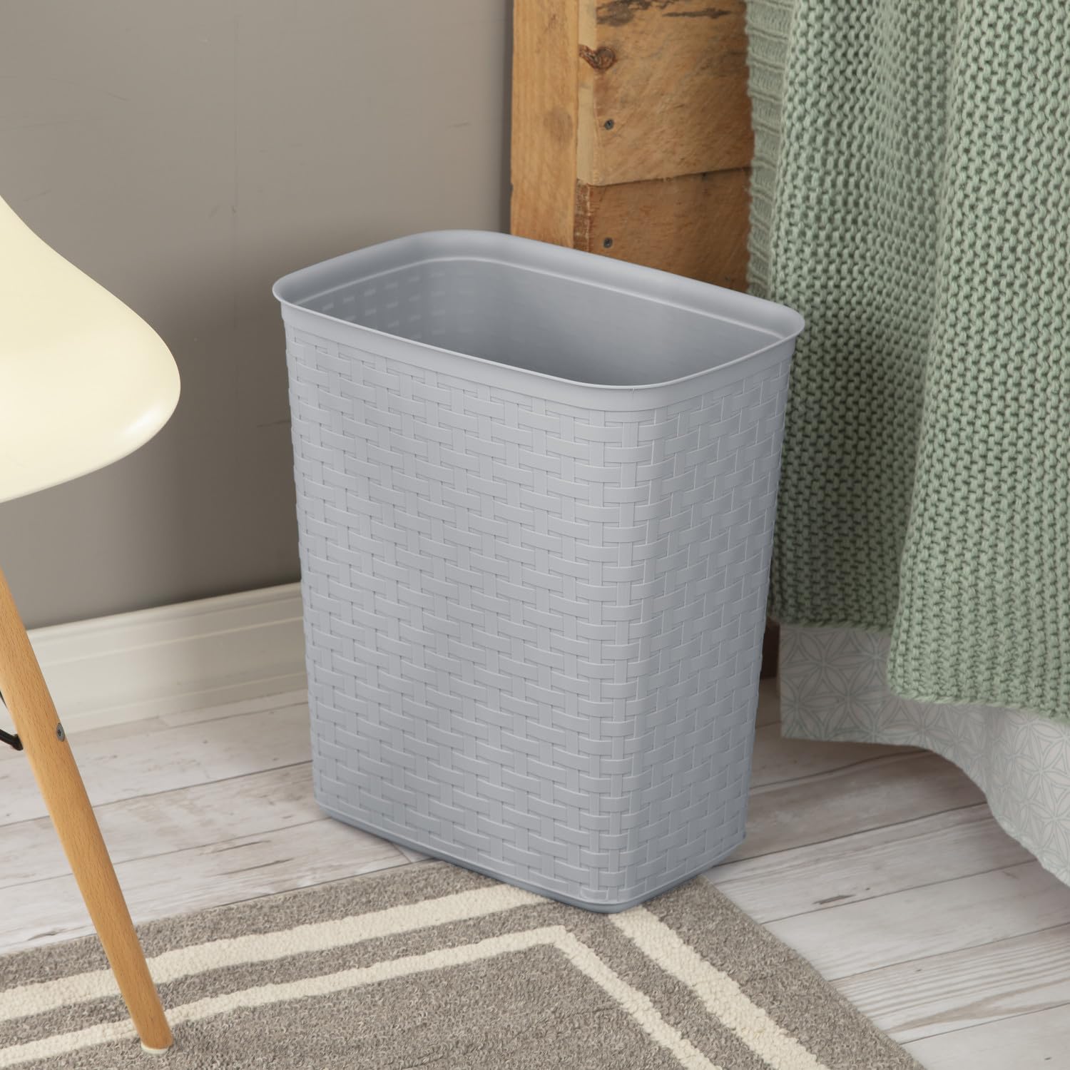 sterilite-5-8-gallon-weave-wastebasket-decorative-medium-trash-can-for-bathroom- image 5