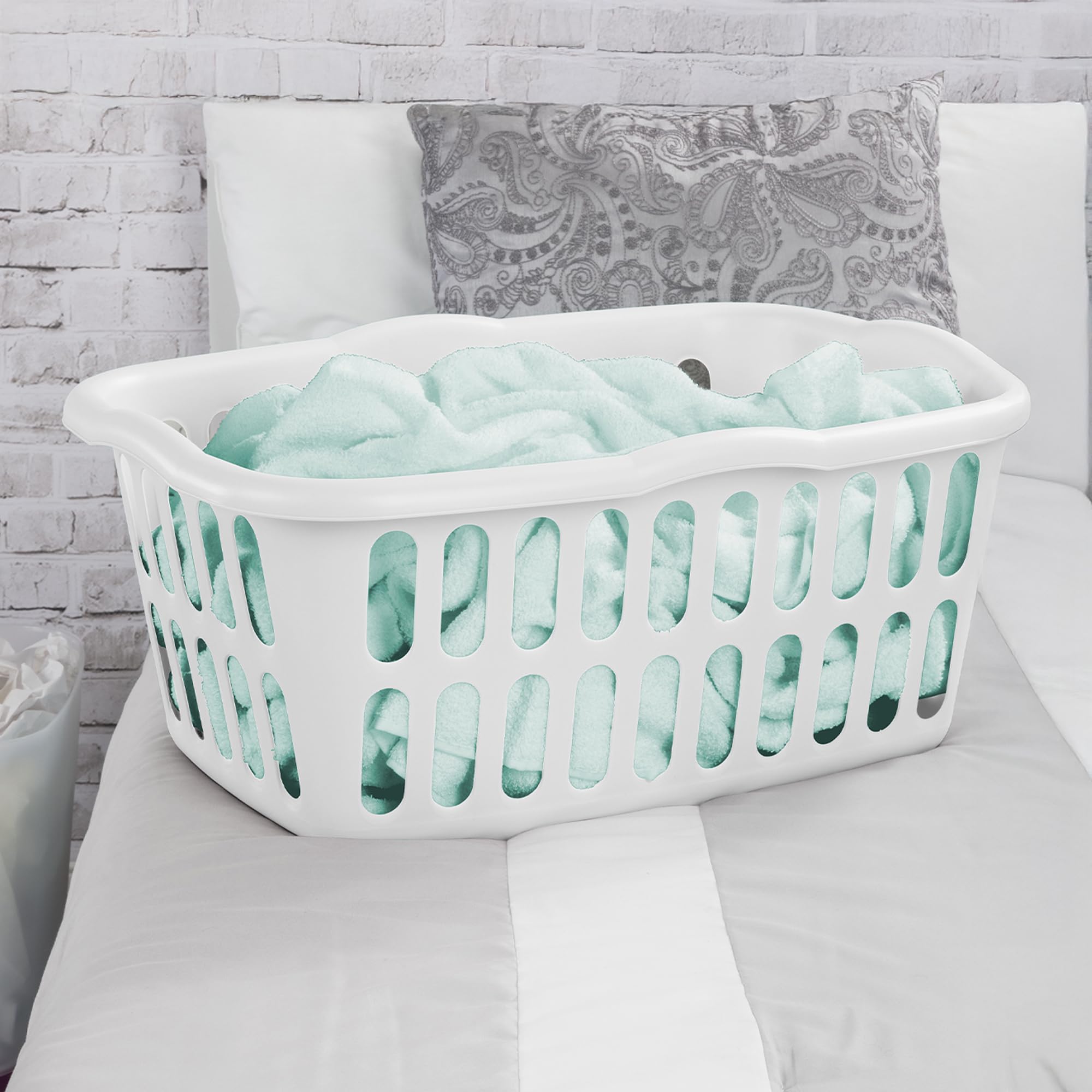 sterilite-12-pack-rectangular-laundry-basket-plastic-clothes-hamper-1-5-bushel-w image 6