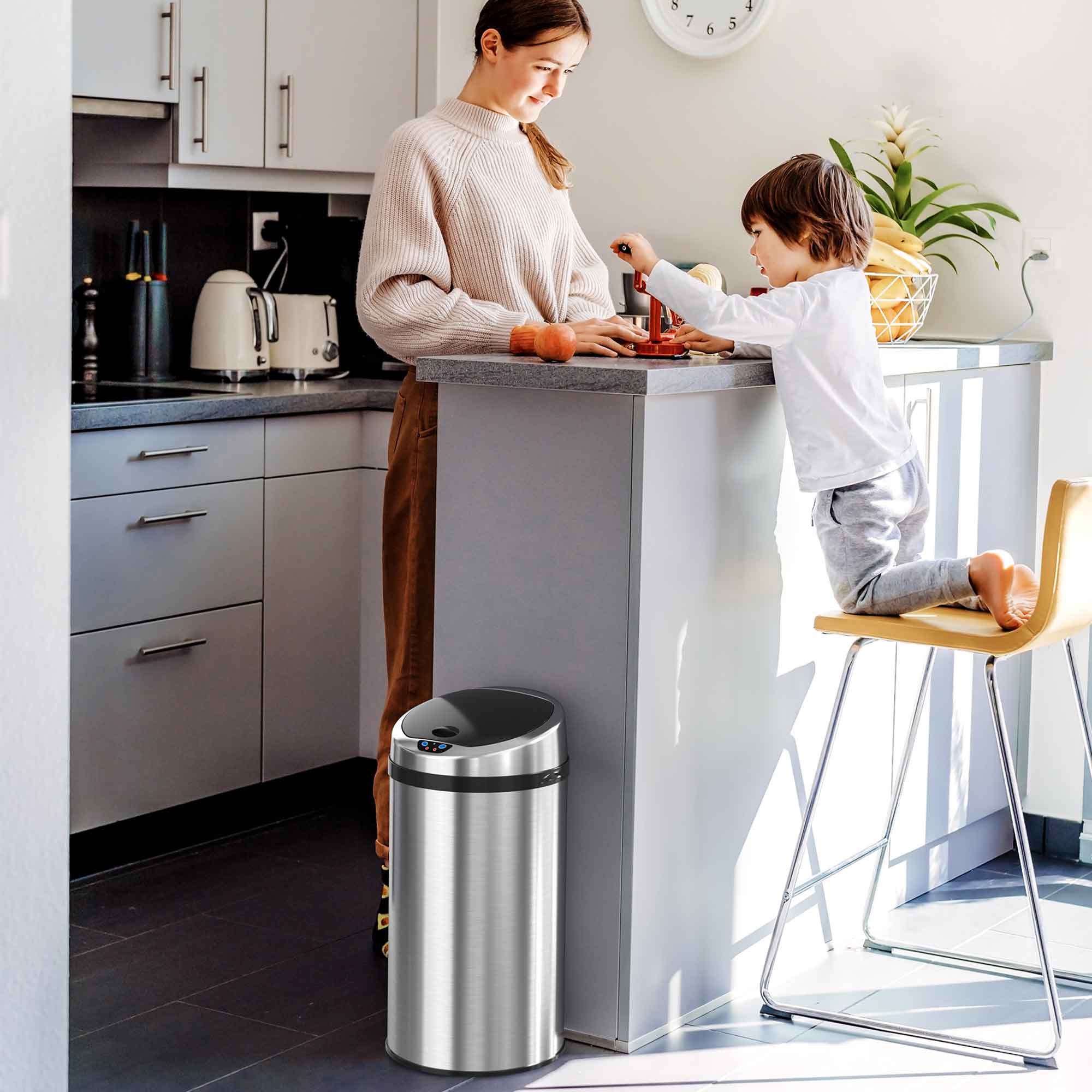 itouchless-30-liter-8-gallon-stainless-steel-round-sensor-kitchen-trash-can-with image 5
