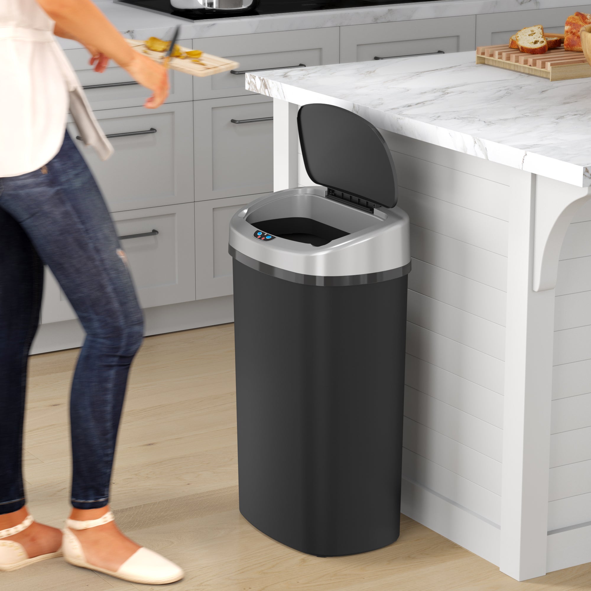 itouchless-13-gallon-50l-oval-black-plastic-sensor-kitchen-trash-can-with-absorb image 3
